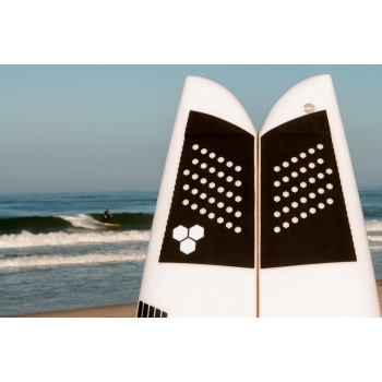 CHANNEL ISLAND FISH TRACTION BLACK 2 PEZZI