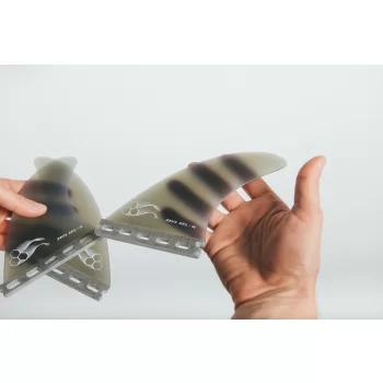 CHANNEL ISLAND X DANE RAYNOLDS THRUSTER PINNE SINGLE TAB MEDIUM BLACK