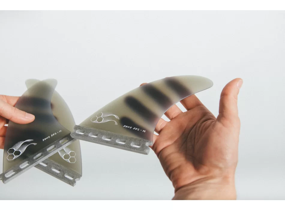 CHANNEL ISLAND X DANE RAYNOLDS THRUSTER PINNE SINGLE TAB MEDIUM BLACK