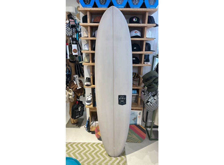 CREATIVE ARMY 6'10" HUEVO PU FCSII 2+1 SAND STONE (GRADO B)