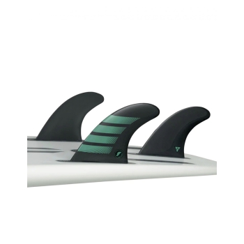 FUTURES F6 ALPHA PINNE TRI FIN SET MEDIUM