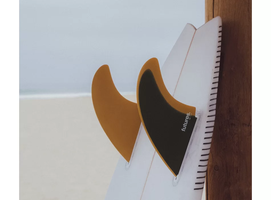 FUTURES FINS EN TWIN FINS FIBERGLASS OCRA