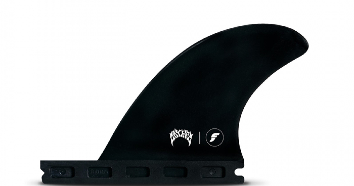 Trailer fins top