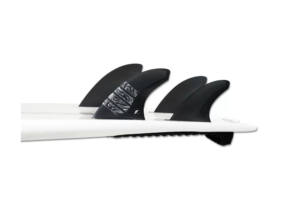 FUTURES PINNE VECTOR 3/2 ALPHA 5-FIN SCIMITAR CARBON GOLD MEDIUM