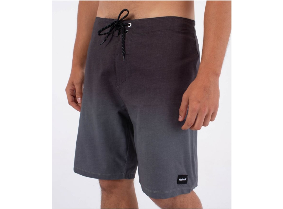 HURLEY PHANTOM ECO WEEKENDER BOARDSHORT 20" BLACK