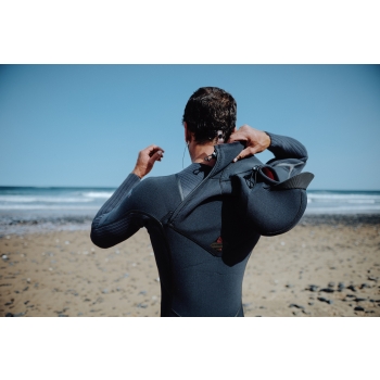 O'NEILL HYPERFREAK FIRE 5/4+ MUTA INVERNALE CHEST ZIP CON CAPPUCCIO