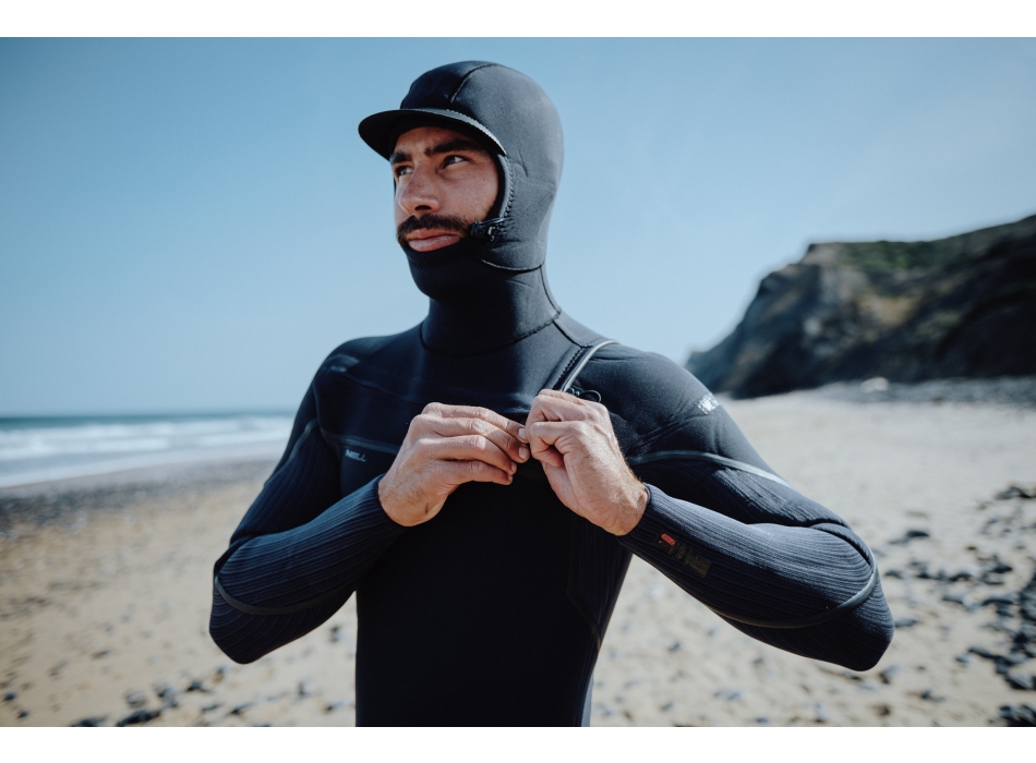 O'NEILL HYPERFREAK FIRE 5/4+ MUTA INVERNALE CHEST ZIP CON CAPPUCCIO
