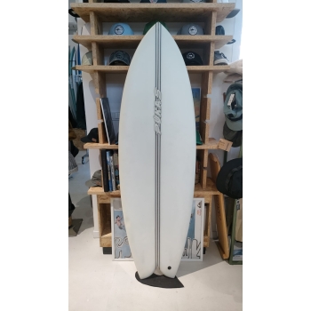 PUKAS SURFBOARDS 5'8" WOMBI FISH PE BY EYE SYMMETRY