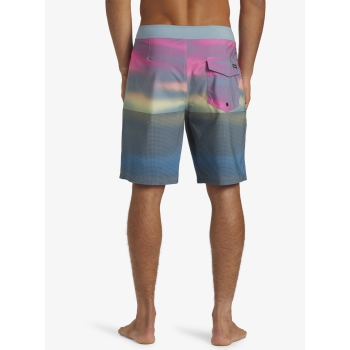 QUIKSILVER BOARDSHORTS HIGHLINE STRAIGHT LEG 19" PRISM PINK