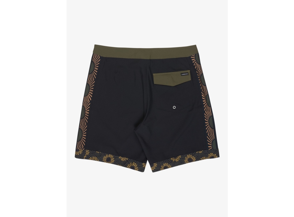 QUIKSILVER BOARDSHORTS SURFSILK NOMAD 18" BLACK