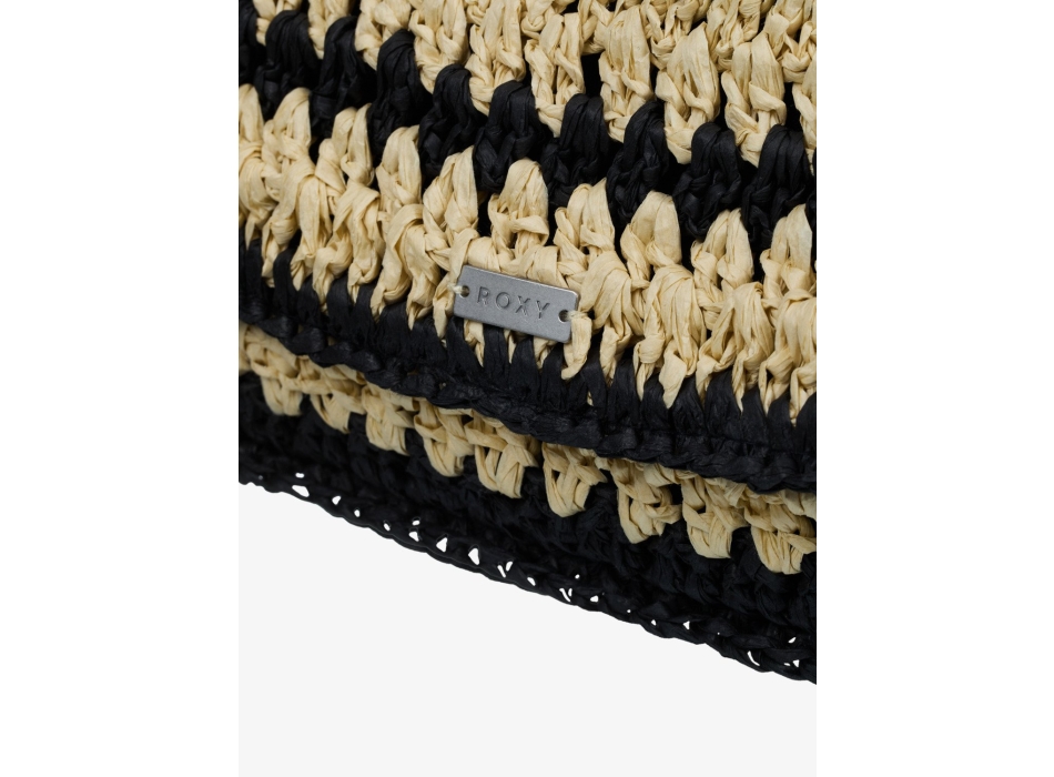 ROXY BORSA INTO THE MISTYC