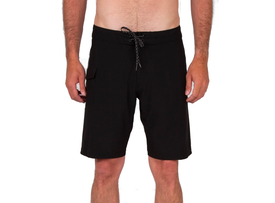 SALTY CREW LOWTIDE BOARDSHORTS BLACK 20"