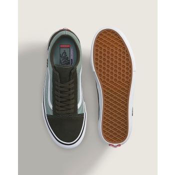 VANS SCARPE SKATE SLIP-ON BLACK/GUM/WHITE