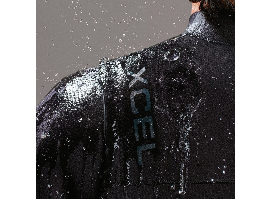 XCEL COMP+ 4/3 CHEST ZIP MUTA INTERA BLACK